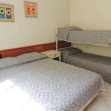Residencial Kelly Cristina Apartman Bombinhas Kültér fotó
