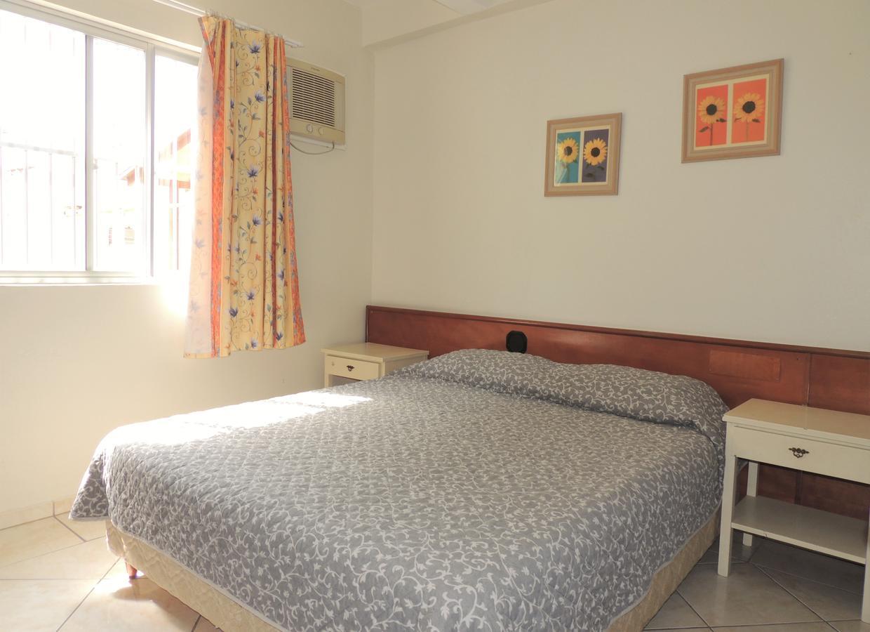 Residencial Kelly Cristina Apartman Bombinhas Kültér fotó