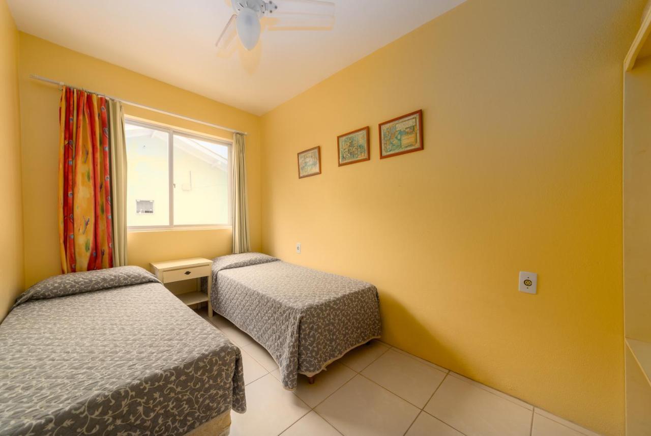 Residencial Kelly Cristina Apartman Bombinhas Kültér fotó