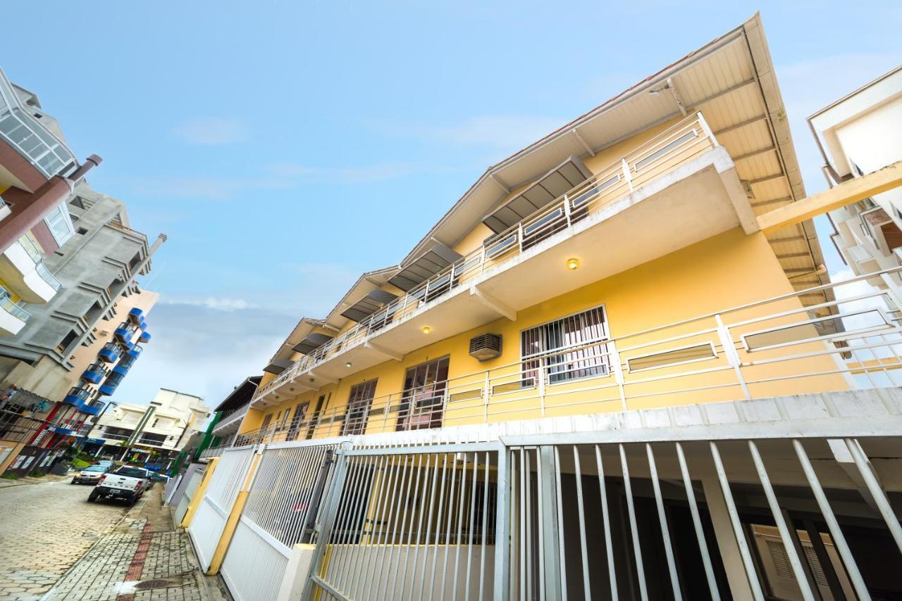 Residencial Kelly Cristina Apartman Bombinhas Kültér fotó